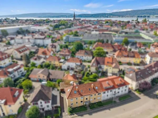 Immobilie in Radolfzell am Bodensee - Ein Zimmer - viel Raum! Dachgeschosswohnung in Radolfzell - Bild 1