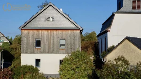 Immobilie in Hünstetten - Historisches Wohnen mit Charakter – die „Alte Schule“ in Limbach - provisionsfrei für den Käufer - Bild 0