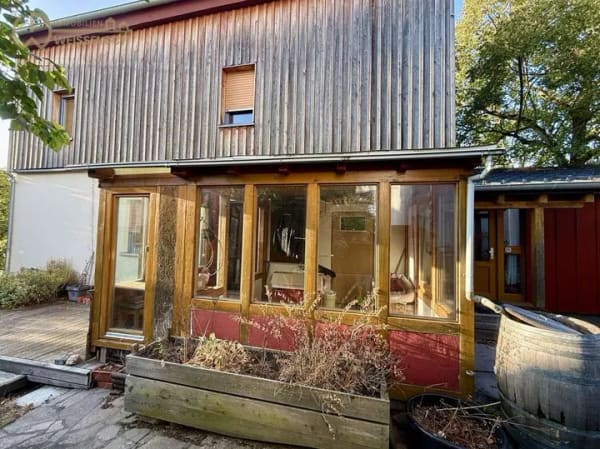 Immobilie in Hünstetten - Historisches Wohnen mit Charakter – die „Alte Schule“ in Limbach - provisionsfrei für den Käufer - Bild 2