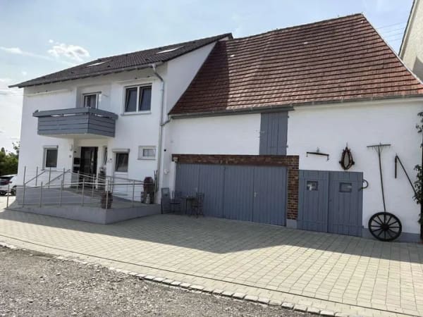 Immobilie in Achstetten - Zweifamilienhaus für die große Familie  - Bild 0