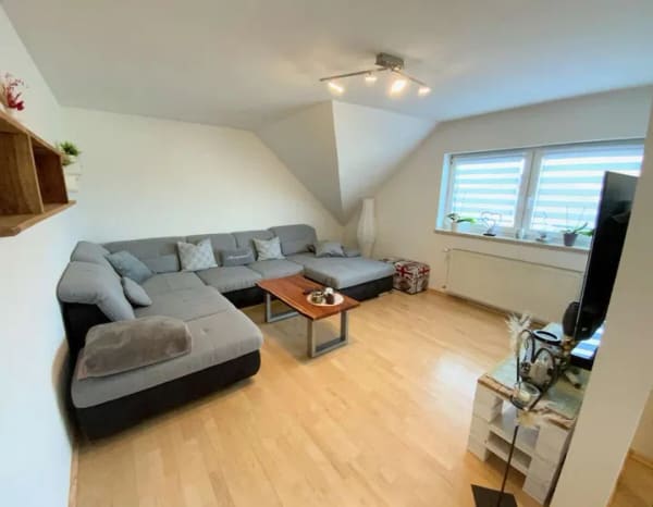 Immobilie in Kippenheim - Großzügige Maisonettewohnung mit zwei Balkonen, Klimaanlage & vielseitigem Dachstudio in Kippenheim - Bild 3