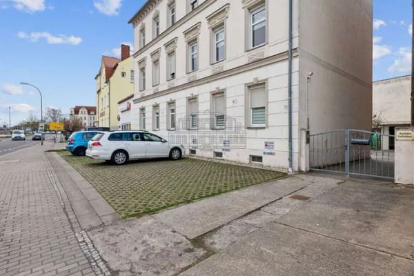 Immobilie in Delitzsch - Investieren in zentraler Lage - Mehrfamilienhaus mit 6 Einheiten in Delitzsch - Bild 2