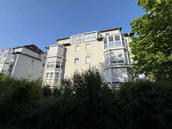 Immobilie in Nittendorf - 2-Zimmer-Eigentumswohnung in Nittendorf mit Aufzug + TG-Stellplatz - Bild 0