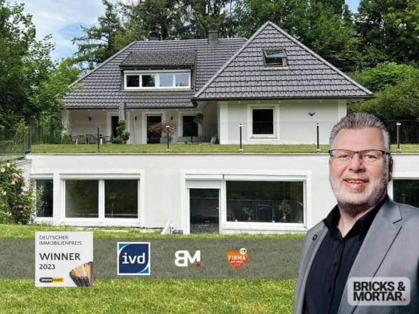 Immobilie in Berg - Ein Zuhause mit Charakter, exklusive Villa auf traumhaftem Grundstück mit Einliegerwohnung - Bild 0