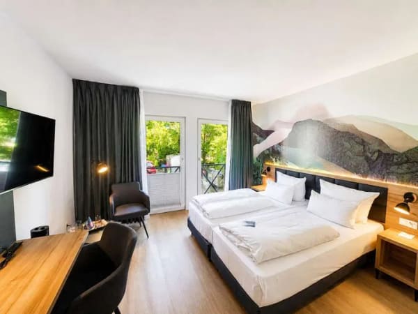Immobilie in Schwetzingen - Drei Hotel-Apartments im ACHAT Hotel Schwetzingen – Attraktive Kapitalanlage mit 6,3 % Rendite! - Bild 0