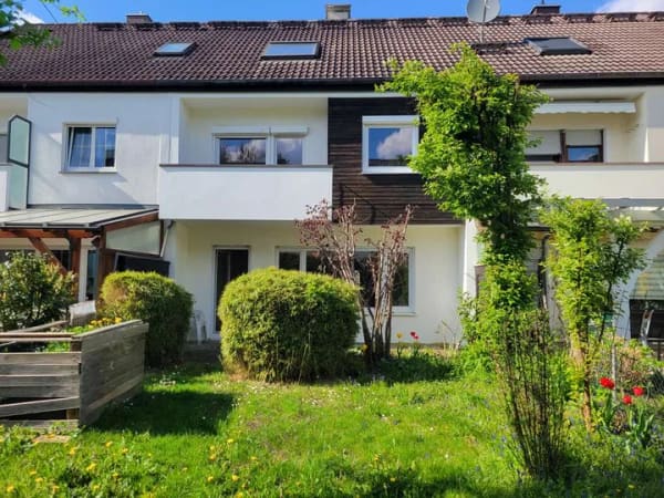 Immobilie in Emmering - Geräumiges Reihenmittelhaus  in ruhiger Lage am Rand von FFB  in Emmering , ohne Maklerprovision.  - Bild 0