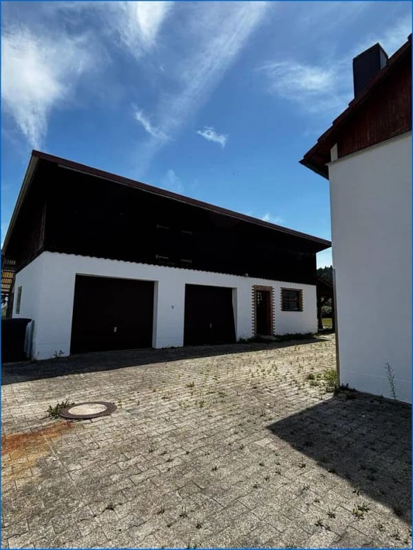 Immobilie in Mühlingen - Zur eigenen Fertigstellung möglich - Sehr schöne teilsanierte 4-Zimmer-Wohnung mit ca. 128 m² ! - Bild 4