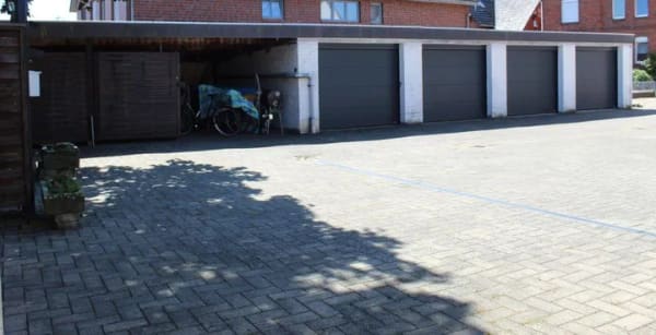 Immobilie in Hilgermissen - Ein Grundstück mit zwei Immobilien. Sechs  - Parteienhaus mit separatem  Bungalow. - Bild 2