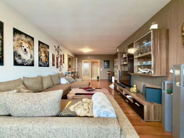 Immobilie in Lingen (Ems) - Modernisiert & bezugsfrei: Großzügige 2-Zimmer-Wohnung mit Loggia - Bild 3