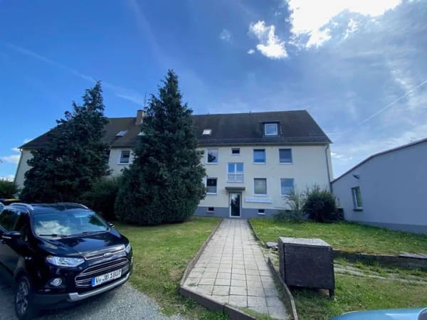 Immobilie in Pöhl - Charmante Eigentumswohnung in Pöhl-Christgrün – 70 m², Terrasse & bezugsfrei für 49.000 € - Bild 0