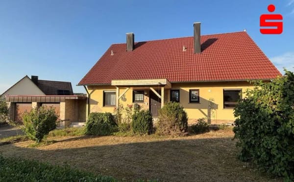 Immobilie in Michelau i.Steigerwald - Raumwunder mit Platz für Generationen - Bild 0
