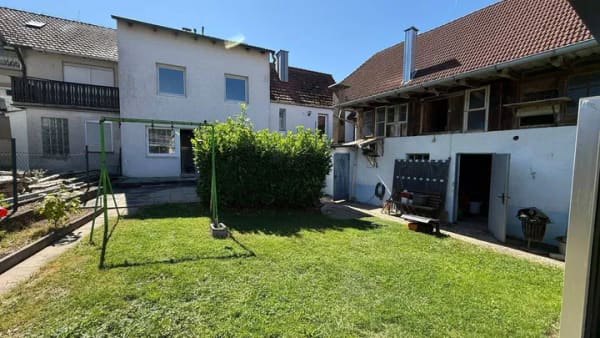Immobilie in Lisberg - Doppelhaus mit Nebengebäuden und Scheune in Trabelsdorf - Bild 0