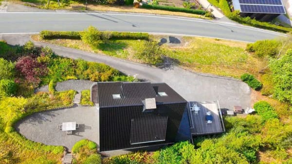 Immobilie in Eslohe - Charmantes Haus mit vielseitigem Nutzungspotential in herrlicher Lage - Bild 4