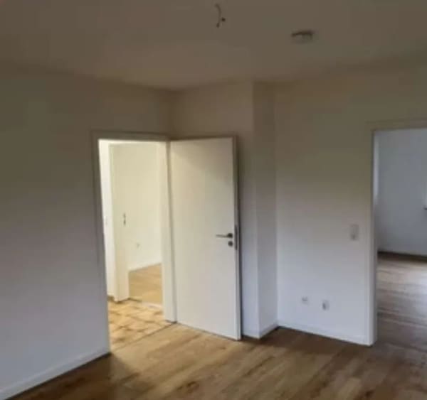 Immobilie in Ahlen - Zweifamilienhaus mit zwei Wohneinheiten, 3 Garagen und großem Nutzungspotenzial in Ahlen - Bild 4