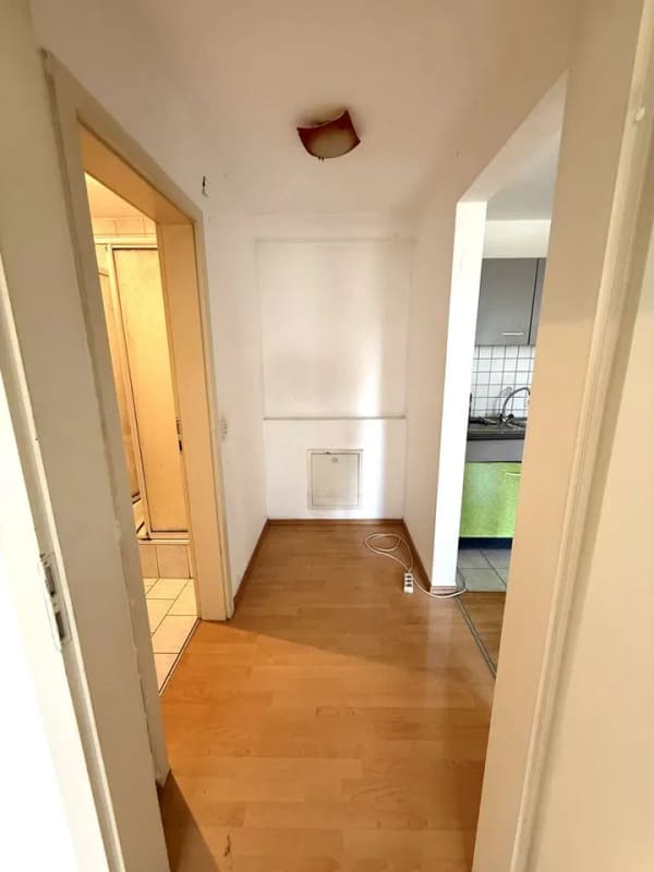 Immobilie in Eningen unter Achalm - Kleine Wohnung, großes Potential - Bild 2