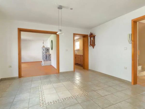 Immobilie in Lautertal - Viel Platz für die ganze Familie - großes Wohnhaus direkt in Unterlauter! - Bild 0