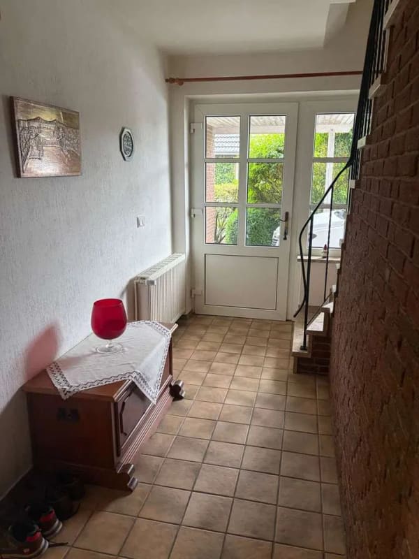Immobilie in Jevenstedt - Ihre neue Kapitalanlage: Vermietetes Zweifamilienhaus mit je 4 Zimmern, Küche, Bad und Garage - Bild 1