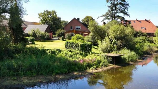 Immobilie in Dannenberg - Wohnen am See - Ein besonderes Zuhause mit großem Garten und eigenem Steg in Dannenberg - Bild 0