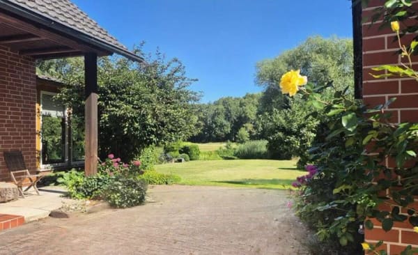 Immobilie in Dannenberg - Wohnen am See - Ein besonderes Zuhause mit großem Garten und eigenem Steg in Dannenberg - Bild 2