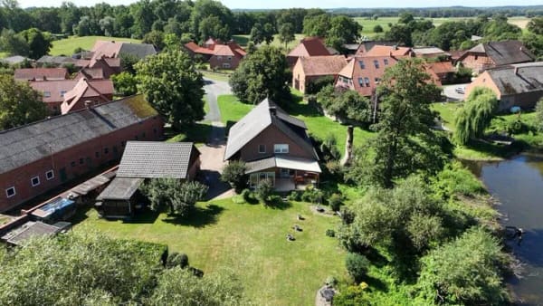 Immobilie in Dannenberg - Wohnen am See - Ein besonderes Zuhause mit großem Garten und eigenem Steg in Dannenberg - Bild 3