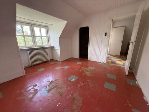 Immobilie in Lübeck - Raum für Träume: Einliegerbüro und Wohnen unter einem Dach - Bild 4