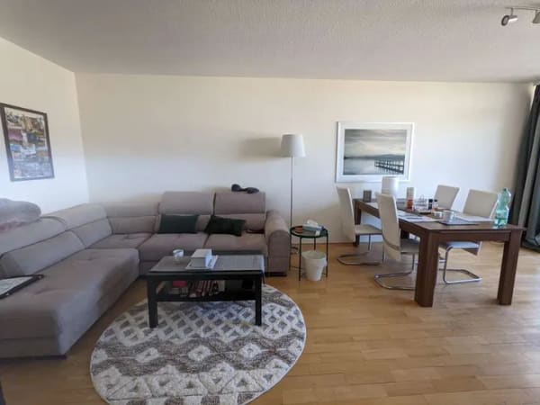 Immobilie in Liederbach - Helle 3-Zimmer-Wohnung mit Balkon & Weitblick- 72 m2 in Liederbach - Bild 0