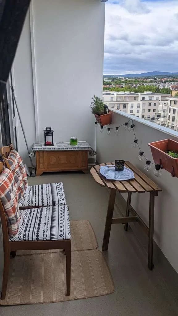 Immobilie in Liederbach - Helle 3-Zimmer-Wohnung mit Balkon & Weitblick- 72 m2 in Liederbach - Bild 1