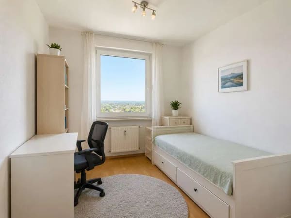 Immobilie in Liederbach - Helle 3-Zimmer-Wohnung mit Balkon & Weitblick- 72 m2 in Liederbach - Bild 4