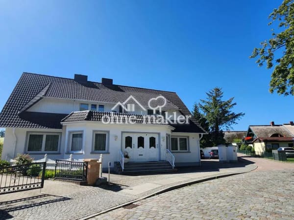 Immobilie in Koserow - Großzügiges Anwesen mit Wasserblick in bester Lage im Ostseebad Koserow auf der Insel Usedom - Bild 0