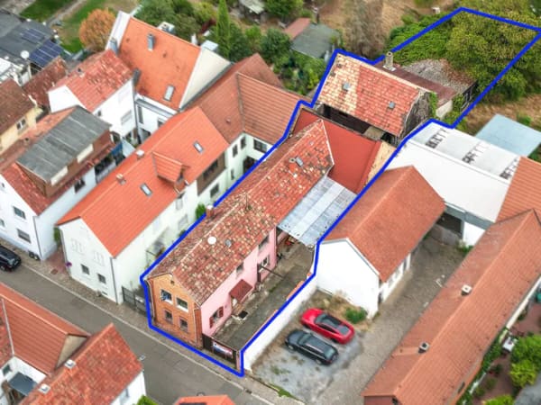 Immobilie in Waldsee - Handwerker aufgepasst! Sanierungsbedürftiges Haus mit viel Potenzial - Bild 0