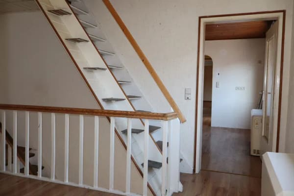 Immobilie in Waldsee - Handwerker aufgepasst! Sanierungsbedürftiges Haus mit viel Potenzial - Bild 3