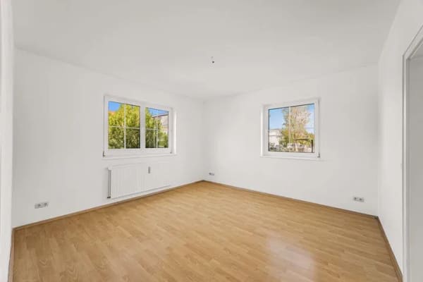 Immobilie in Gräfelfing - 2-Parteienhaus mit ausgebautem Dachgeschoss  - Bild 3