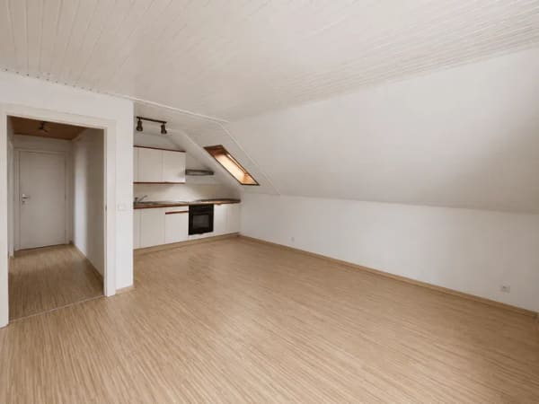 Immobilie in Kiel - Single-Wohnung im Dachgeschoss in ruhiger Lage in Wellsee – ideal als Kapitalanlage oder zur Selbstnutzung - Bild 3