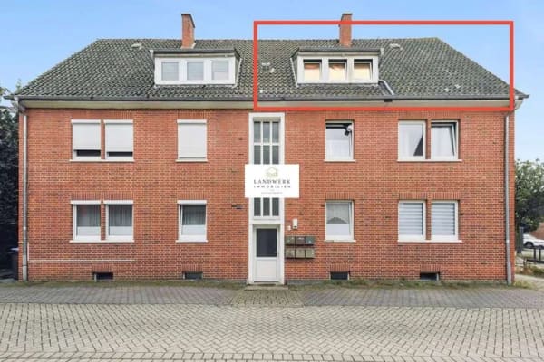 Immobilie in Lingen (Ems) - Charmante Dachgeschosswohnung in ruhiger Lage – ideal als Kapitalanlage - Bild 0