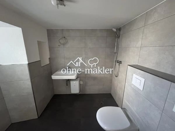 Immobilie in Kirn - Modernisiertes Einfamilienhaus mit 1.025 m² Grundstück, Wintergarten & großem Garten - Bild 1
