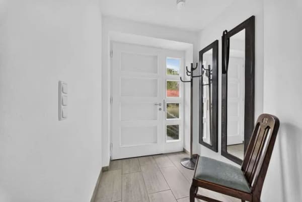 Immobilie in Adelheidsdorf - Exklusives Einfamilienhaus mit Galerie, Kamin und parkähnlichem Garten in 29352 Celle - Bild 1