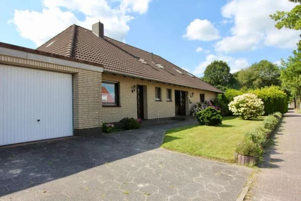 Immobilie in Wiesmoor - Vielseitiges Wohnobjekt in Wiesmoor – Wohnen, Vermieten & Arbeiten unter einem Dach - Cashflow-Haus  - Bild 3