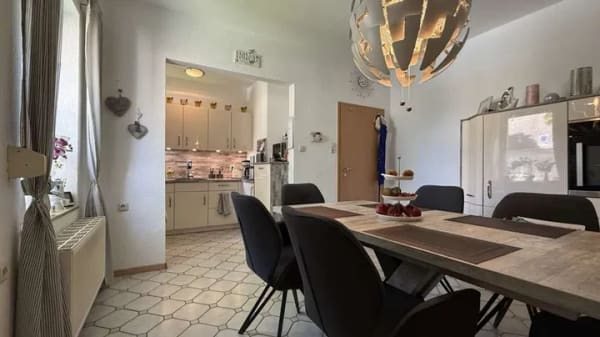 Immobilie in Wilhelmshaven - Teilvermietet - alleinige Nutzung möglich!
Zwei-/Dreifamilienhaus als Reihendhaus - Bild 1