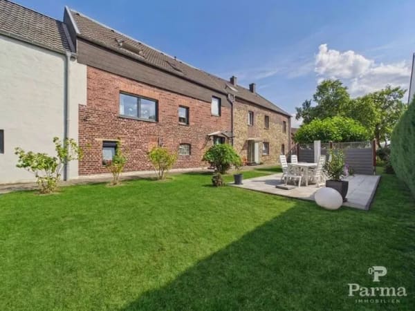 Immobilie in Langerwehe - Attraktiv gestaltetes Mehrgenerationenhaus mit gemütlichem Garten in Langerwehe-Geich - Bild 0