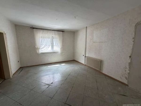 Immobilie in Meschede - Wohneinheit mit separatem Eingang und Gestaltungspotenzial in Freienohl - Bild 1