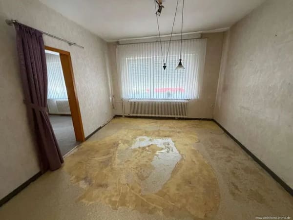 Immobilie in Meschede - Wohneinheit mit separatem Eingang und Gestaltungspotenzial in Freienohl - Bild 2