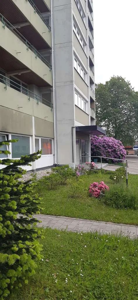 Immobilie in Oberkirch - Renchtal-Metropole erwartet junge Familie mit handwerklichem Geschick ! - Bild 0