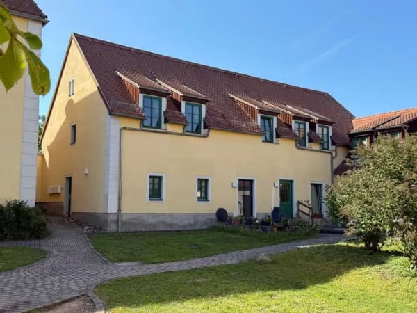 Immobilie in Diera-Zehren - Attraktives Wohnungspaket auf historischem Gutshof in Diera - Bild 1