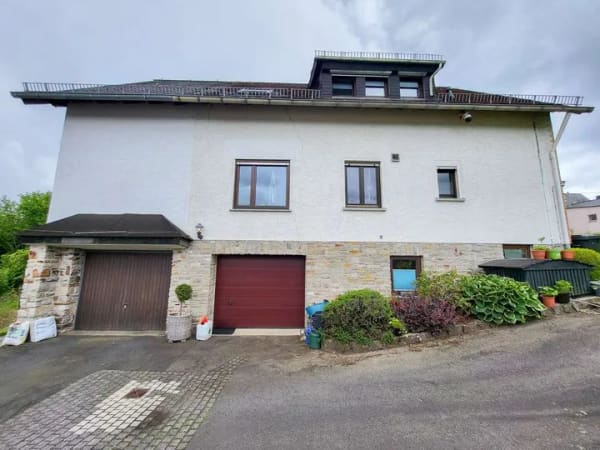 Immobilie in Niederelbert - Zweifamilienhaus auf großem Grundstück mit unverbaubarem Fernblick - nahe Montabaur! - Bild 1