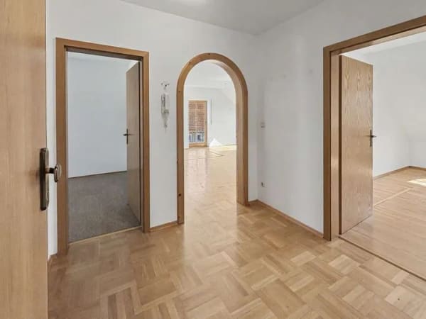 Immobilie in Ilmmünster - Ruhig gelegene 3-Zimmer-Dachgeschoss-Wohnung in Ilmmünster - zur Eigennutzung oder Kapitalanlage - Bild 1