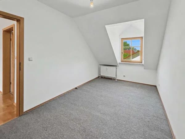 Immobilie in Ilmmünster - Ruhig gelegene 3-Zimmer-Dachgeschoss-Wohnung in Ilmmünster - zur Eigennutzung oder Kapitalanlage - Bild 3