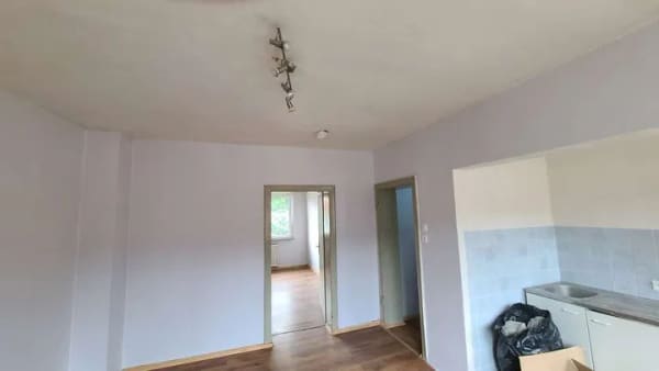 Immobilie in Duisburg - Frischer Start in Duisburg: Saniertes 2,5-Zimmer-Apartment - Bild 2