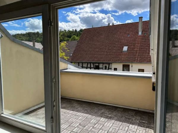 Immobilie in Aidlingen - Aidlingen: Wohnen auf mehreren Ebenen-2,5-ZW. mit Charakter - Bild 4