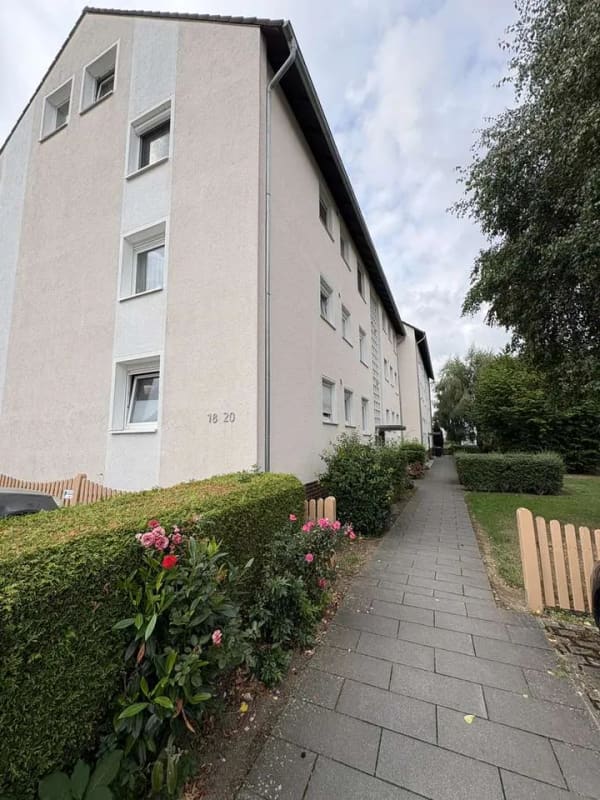 Immobilie in Bad Nenndorf - 3-Zimmer-Wohnung mit viel Potenzial – Raum für Ihre individuelle Gestaltung - Bild 0