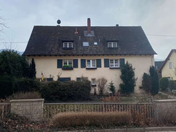Immobilie in Badenweiler - Klein und fein ,,Wohlfühlen in einem unscheinbarem Haus" - Bild 0